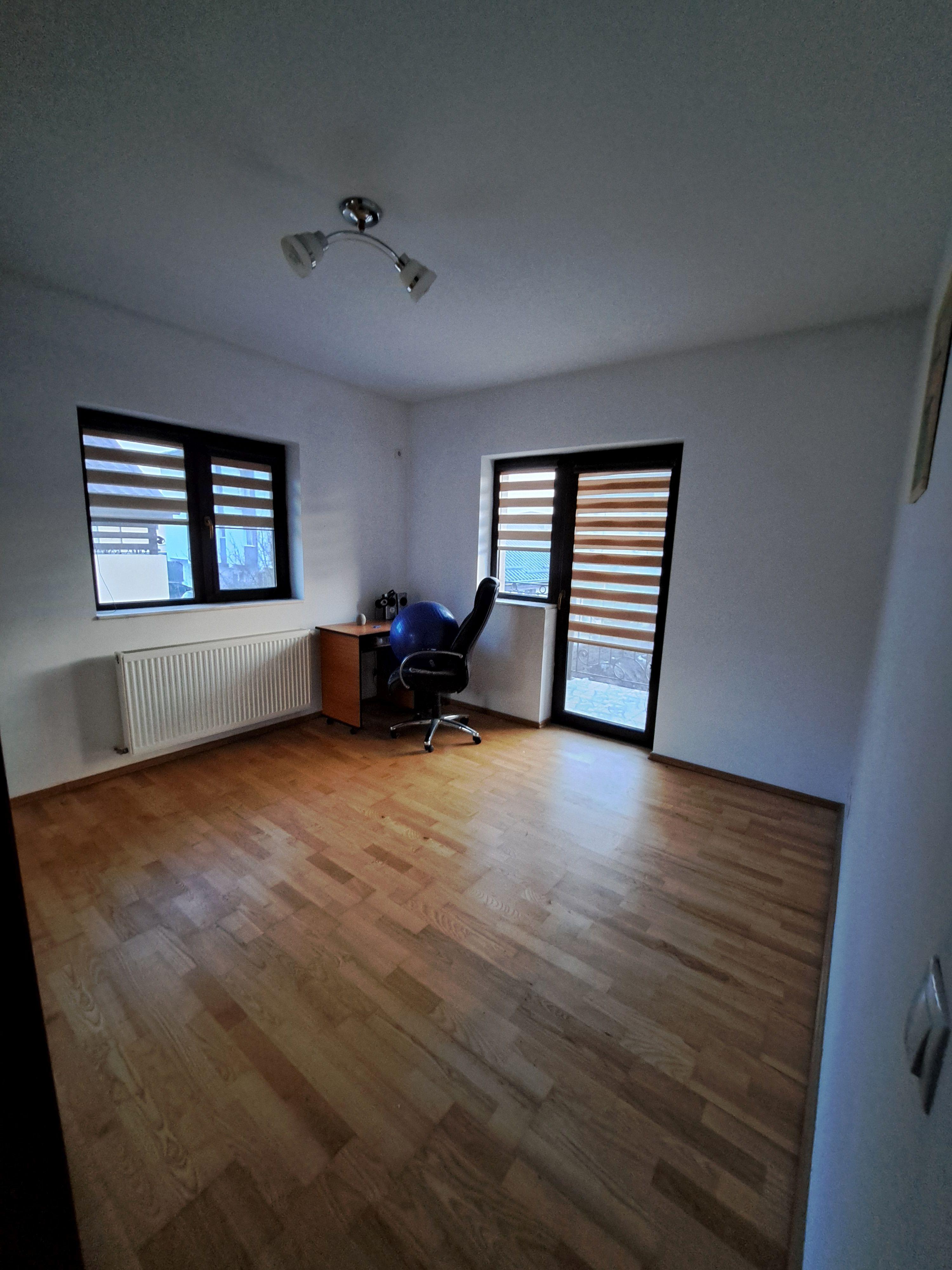 Nu e o casa. E Inceputul povestii tale intr-o zona rezidentiala linistita. - 3