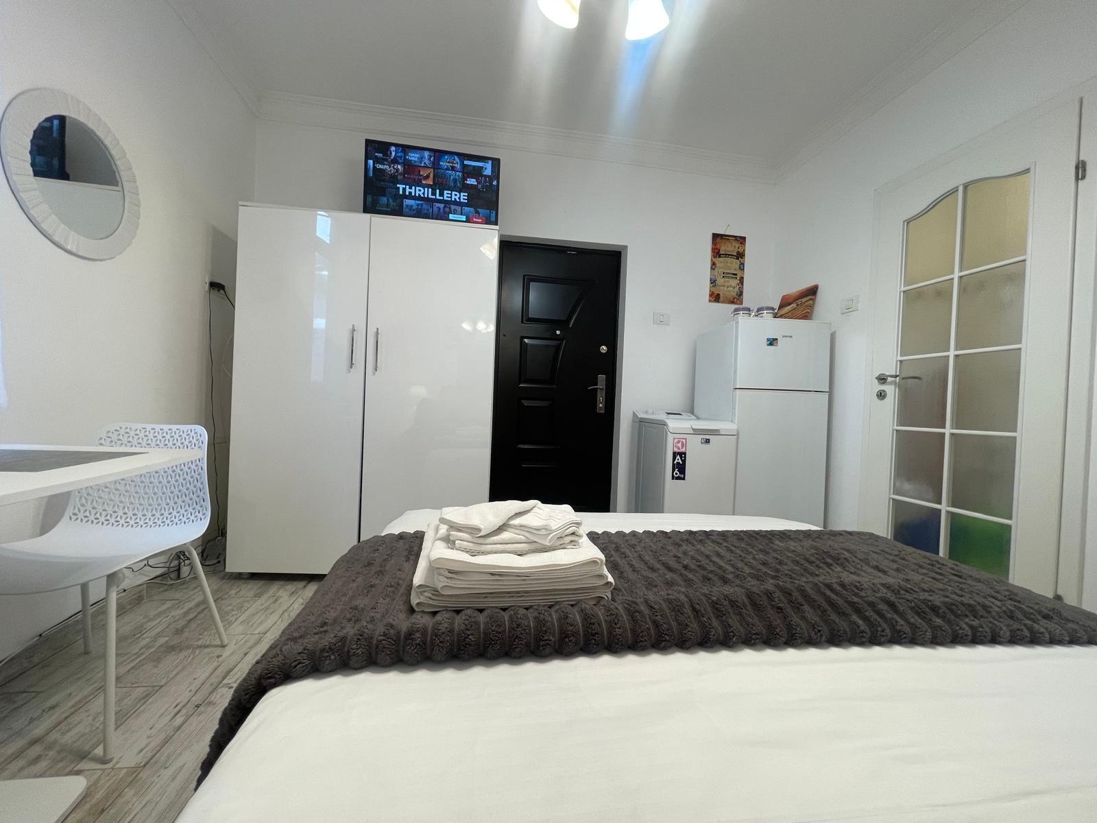 Garsonieră Ultra-Lux | Piața Unirii | 25 mp | Parter - 2