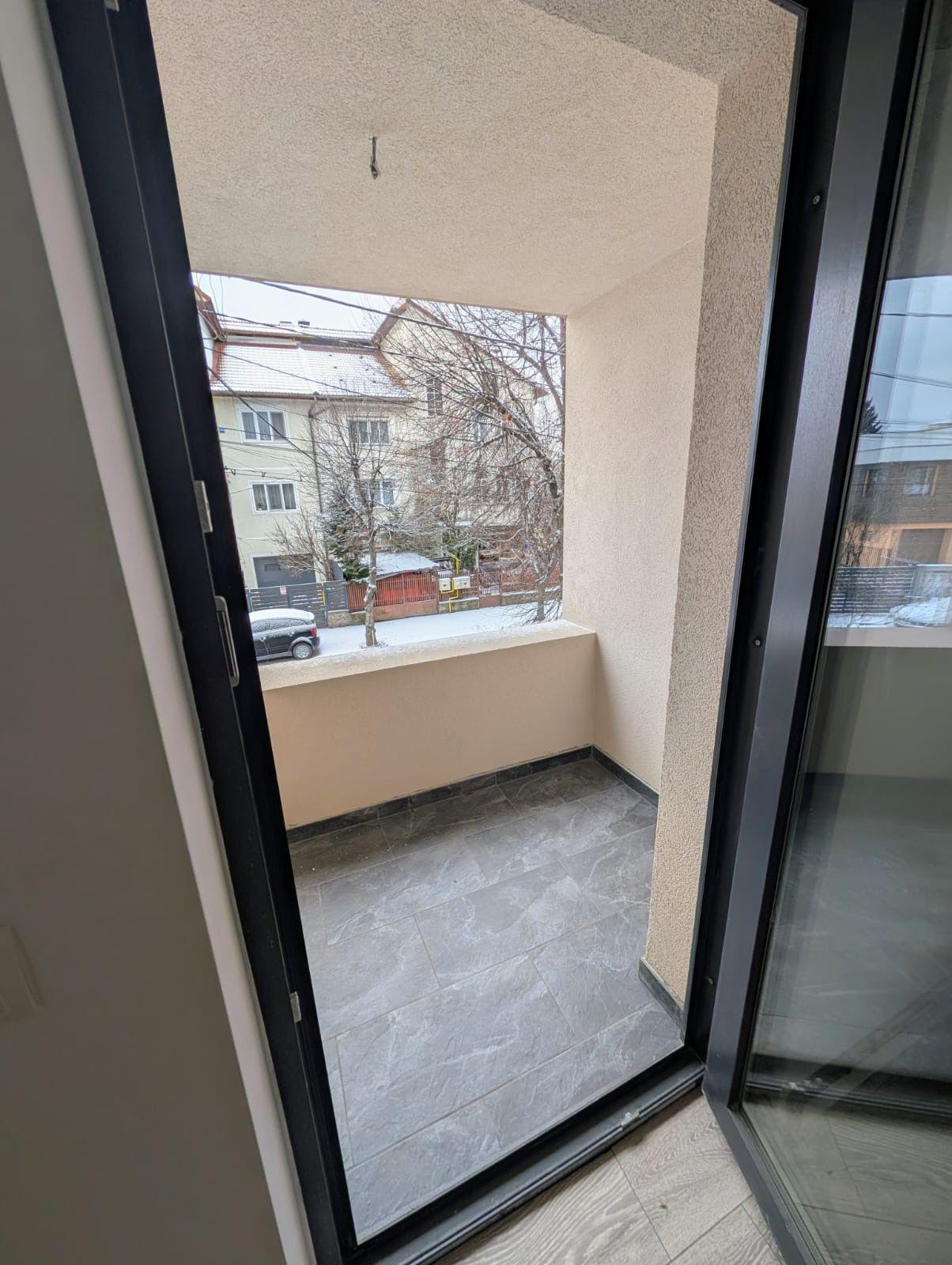 Spațiu comercial de închiriat, zona Decebal - 7