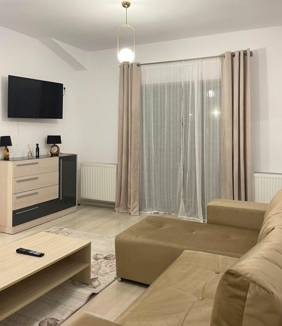 Vanzare apartament într-un imobil tip vila zona Sanpetru residence - 2