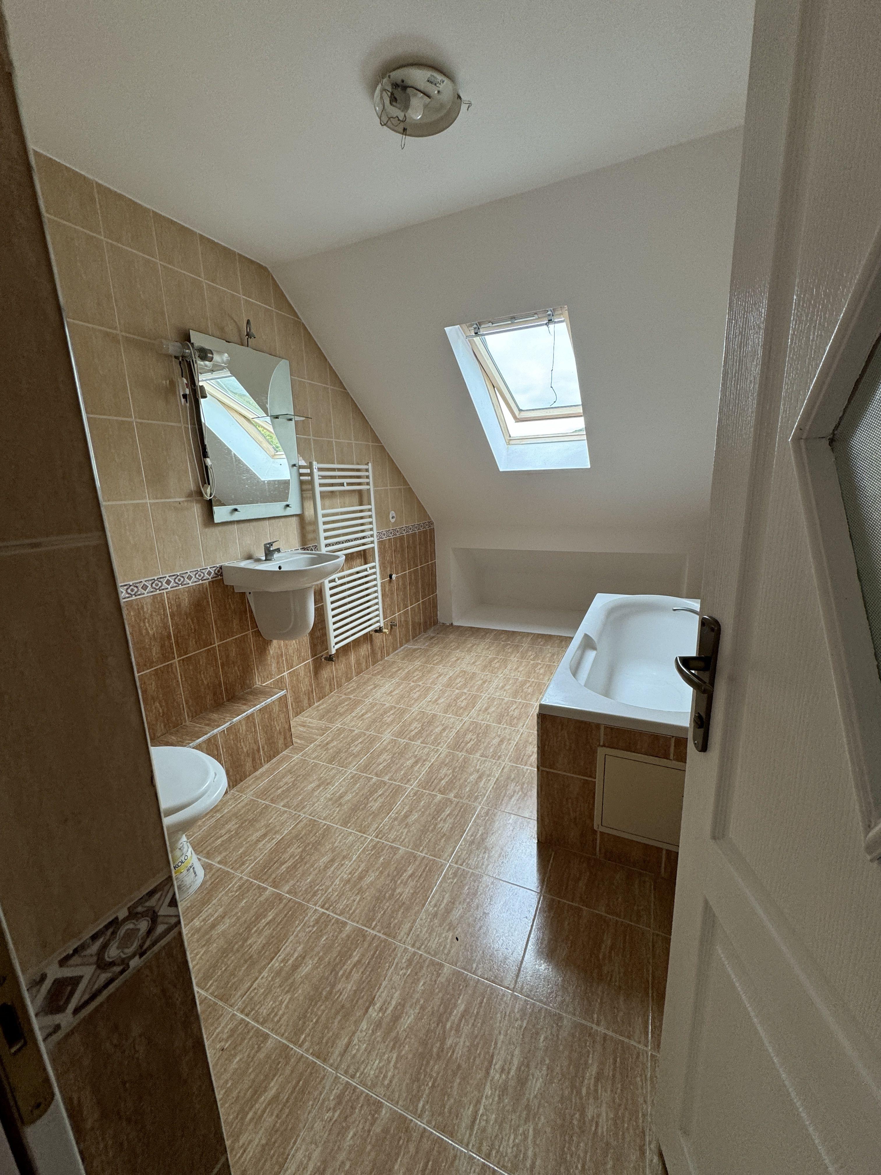 Apartament spatios zona Stefan cel Mare - 8