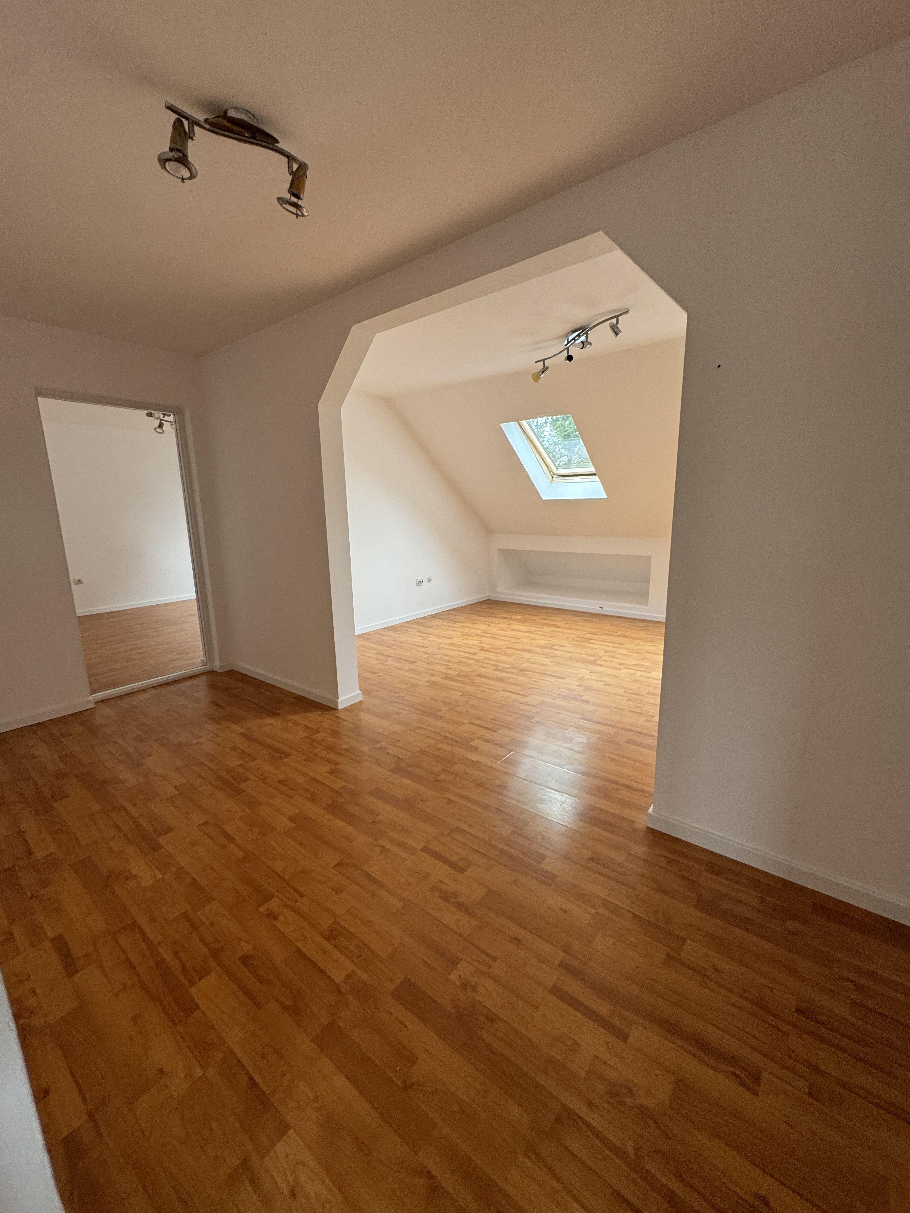 Apartament spatios zona Stefan cel Mare - 1