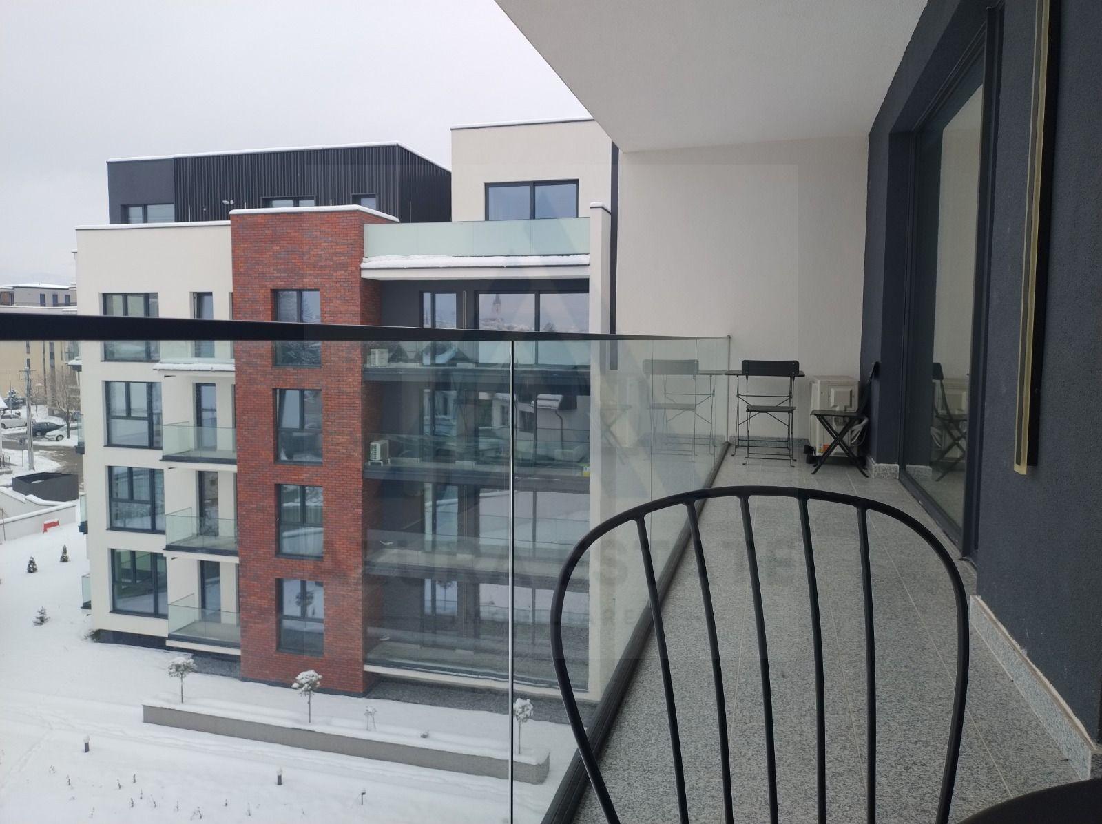 Apartament lux 85 mp utili 3 camere 2 bai si parcare subterana Central - 14