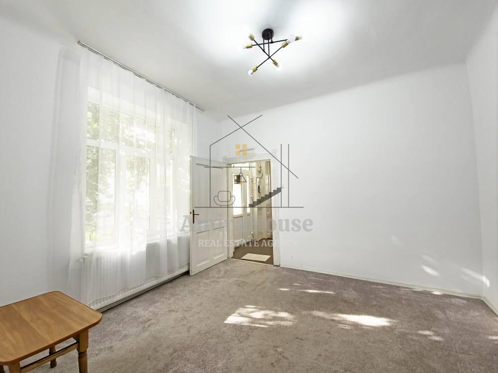 Casa alipita de inchiriat Gruia pt sediu firma, birou, locuinta - 4