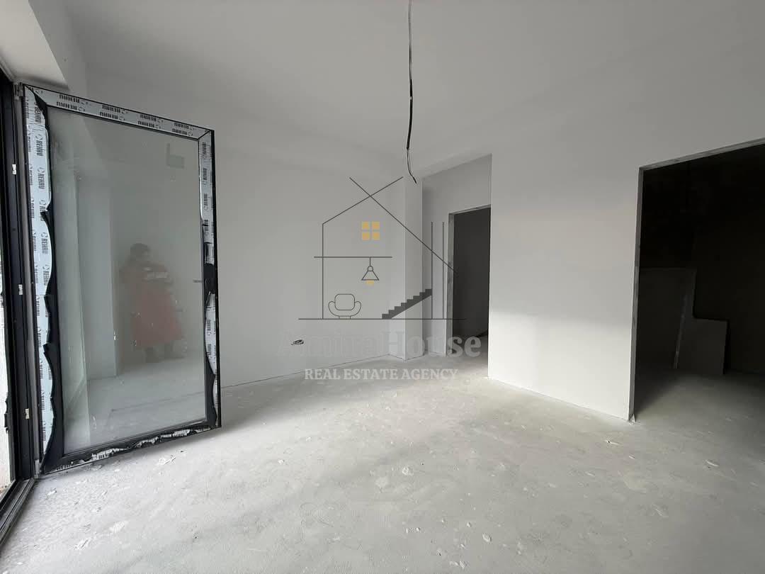 Casa individuala, teren 750 mp, Chinteni cu panorama spre lac - 9