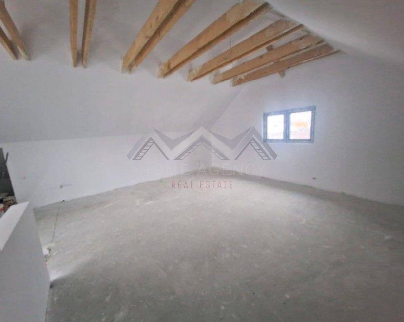 Casă individuală P+1+M în Otopeni – confort și compartimentare excelentă - 9