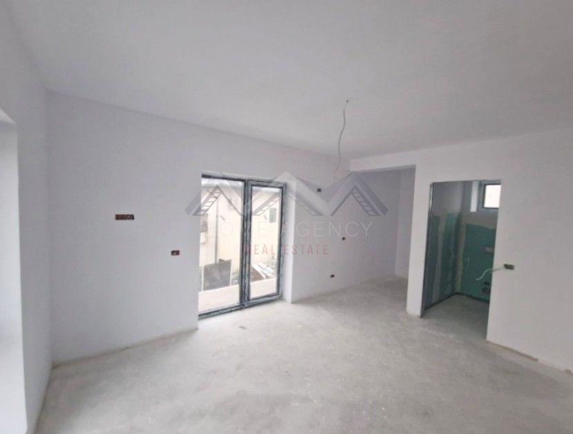 Casă individuală P+1+M în Otopeni – confort și compartimentare excelentă - 4