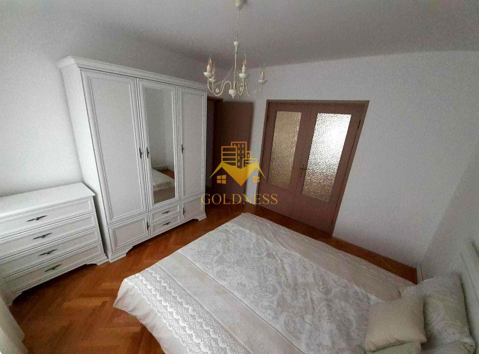 3 camere decomandate, Piata Cipariu, Andrei Muresanu, Zona Muscel - 1
