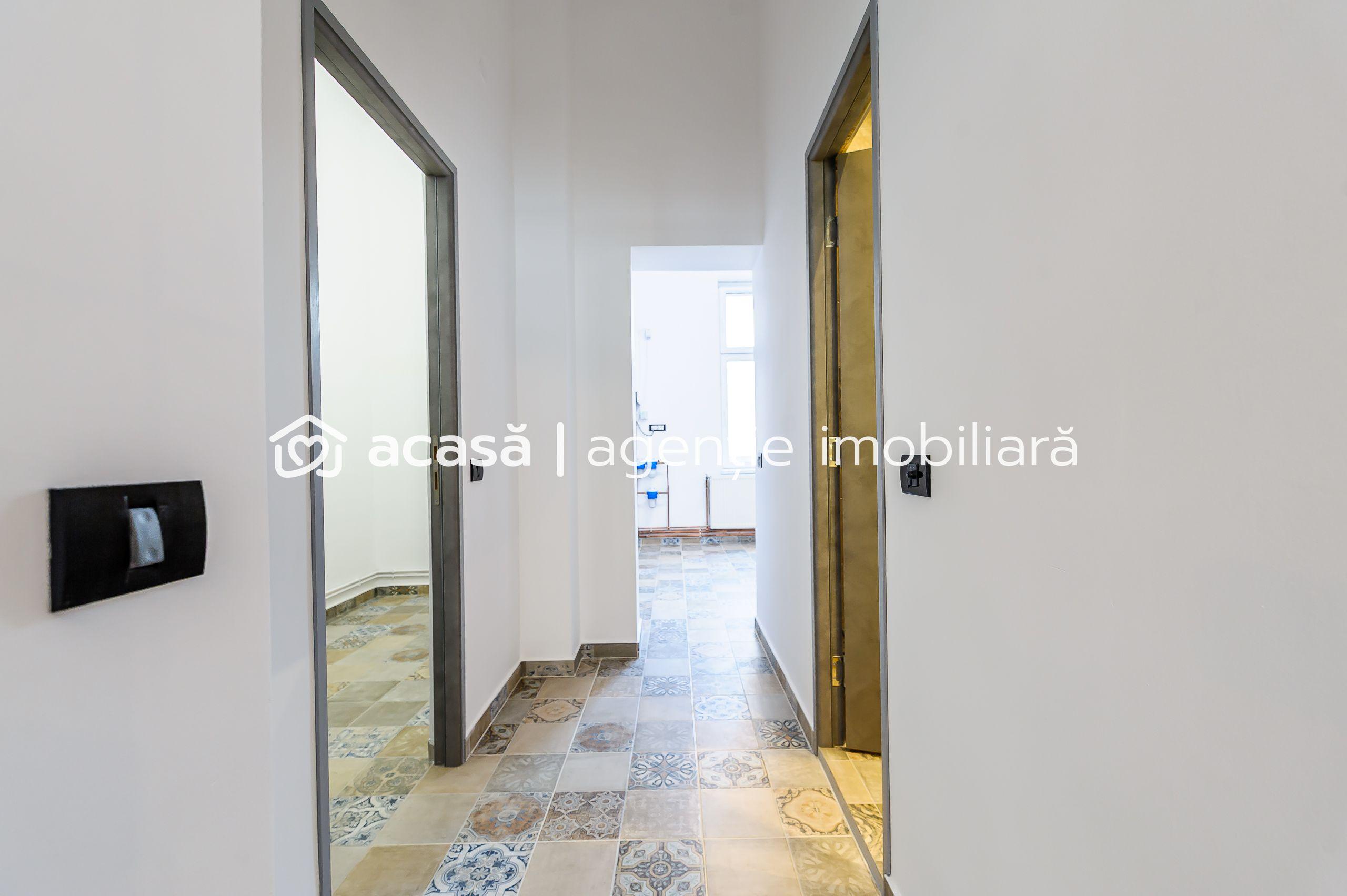 Apartament ULTRACENTRAL cu 3 camere, la cheie, renovat recent - 9