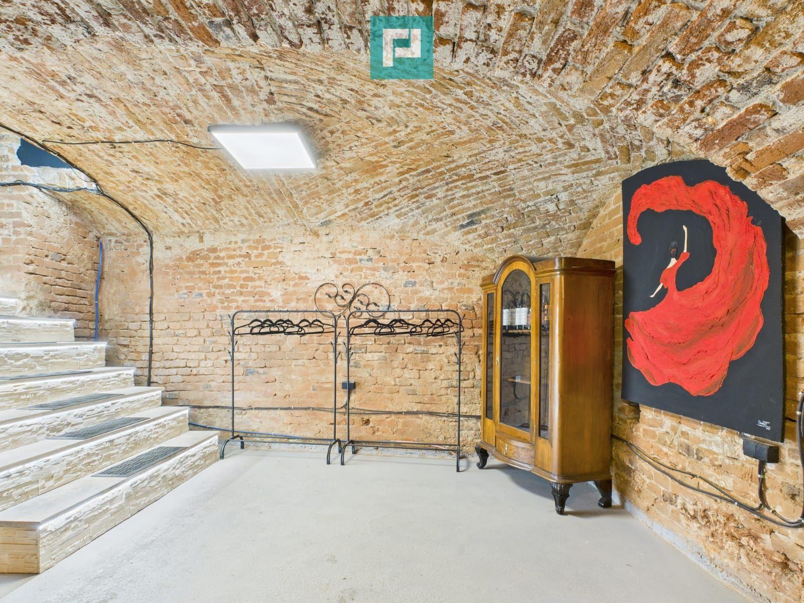 Eleganță subterană - pivniță exclusivistă Arad - 6