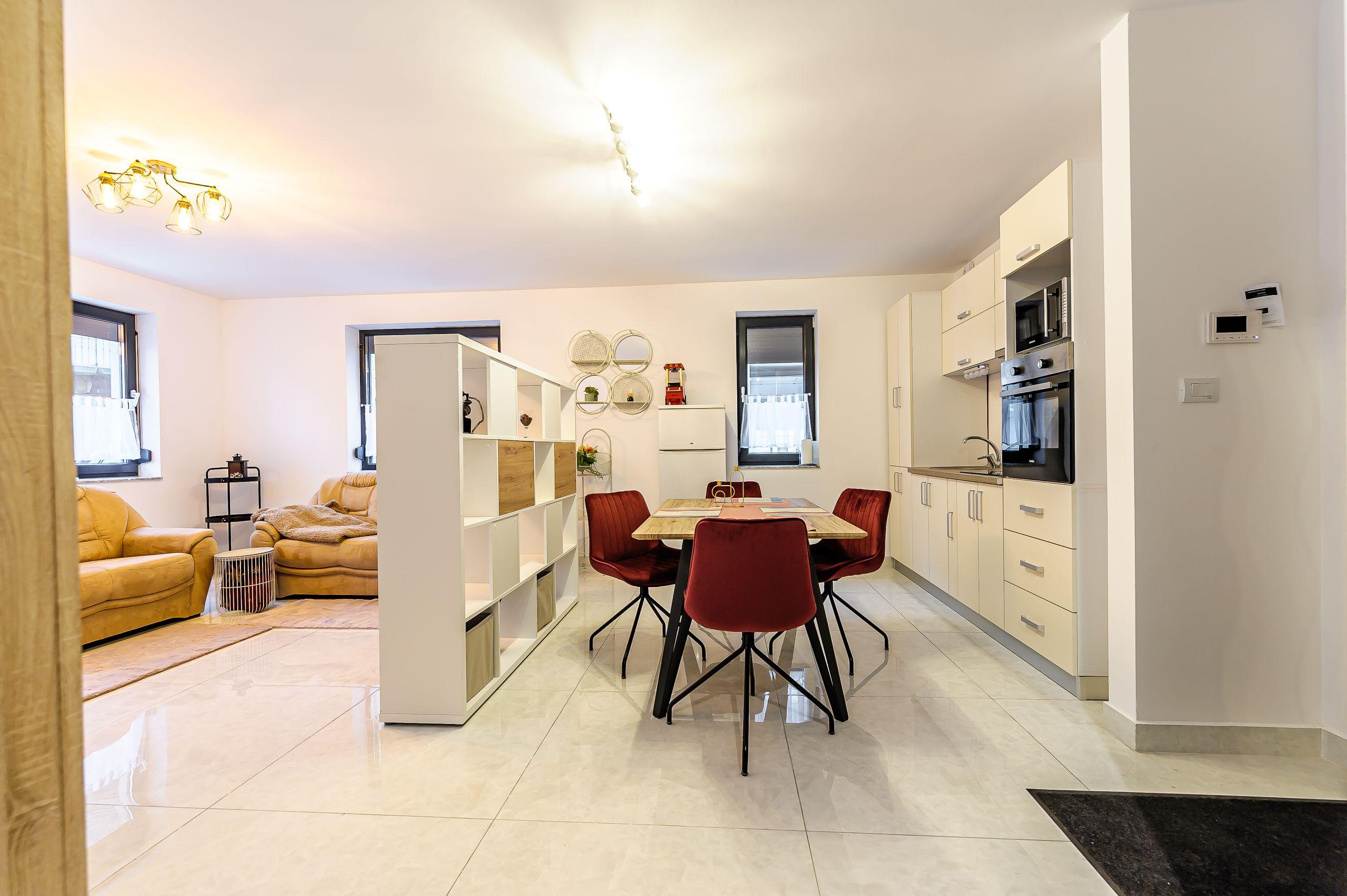 Apartament ultracentral în bloc nou, 2 camere cu terasa proprie - 4