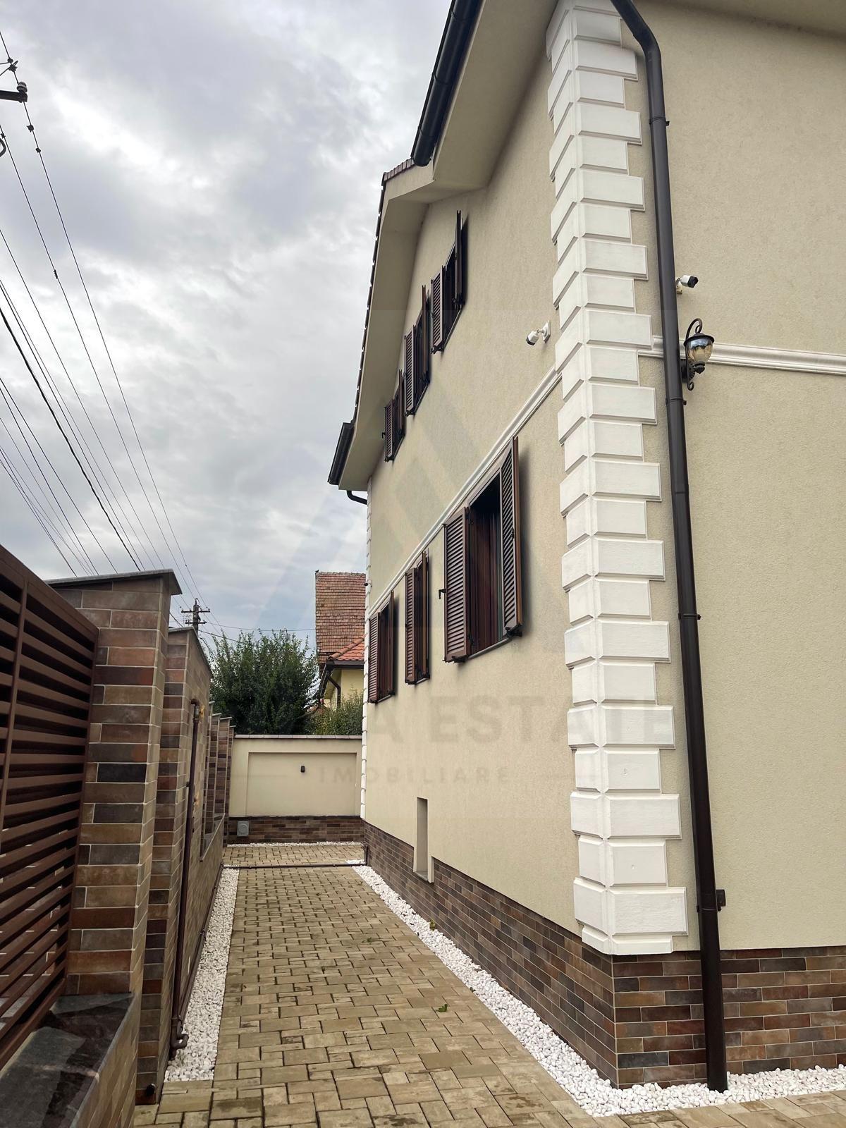 Vila 360 mp utili super exclusivista si teren 750 mp in Sibiu - 5