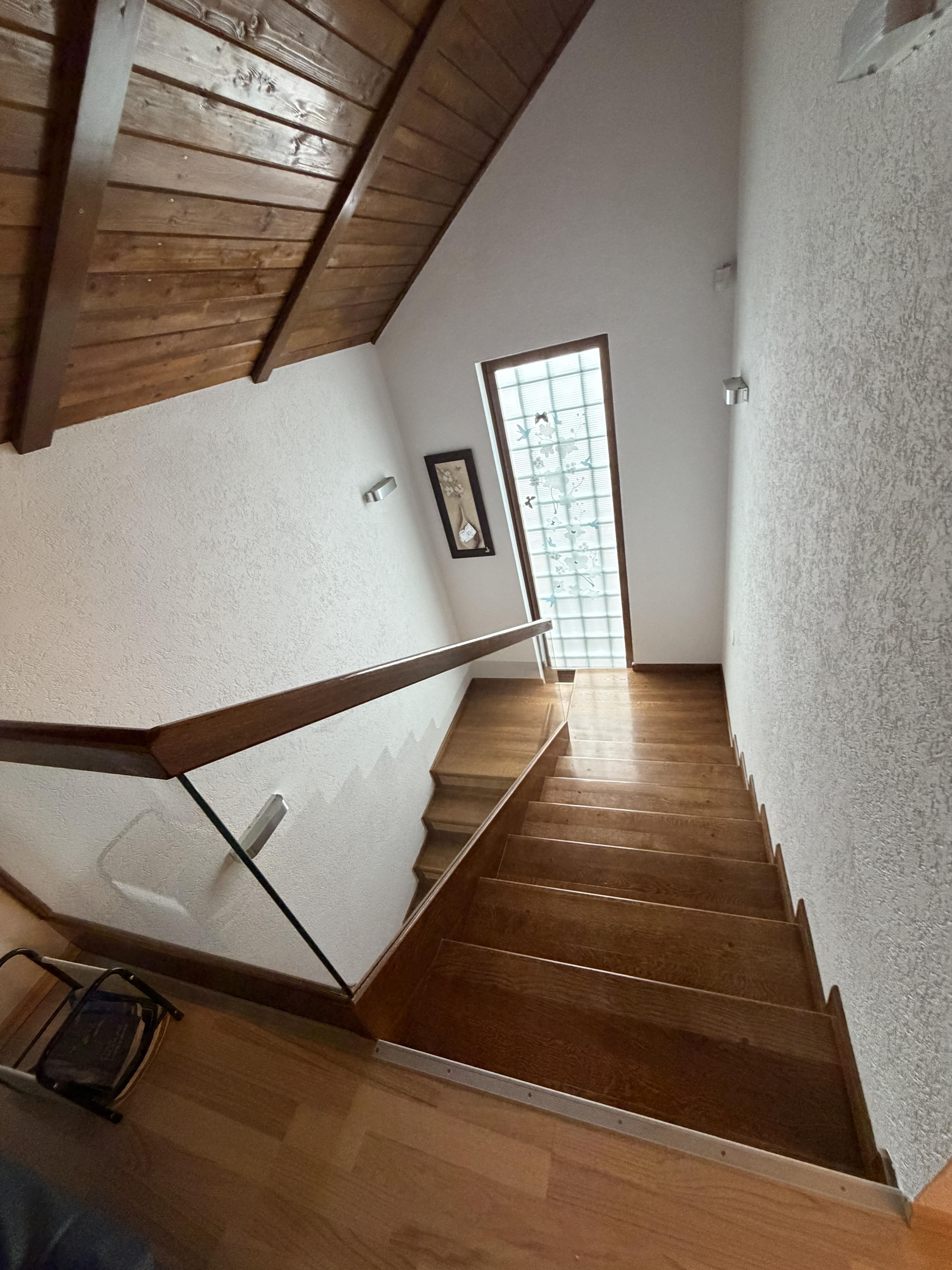 Casa individuala,situata in zona strada Crinilor - 19