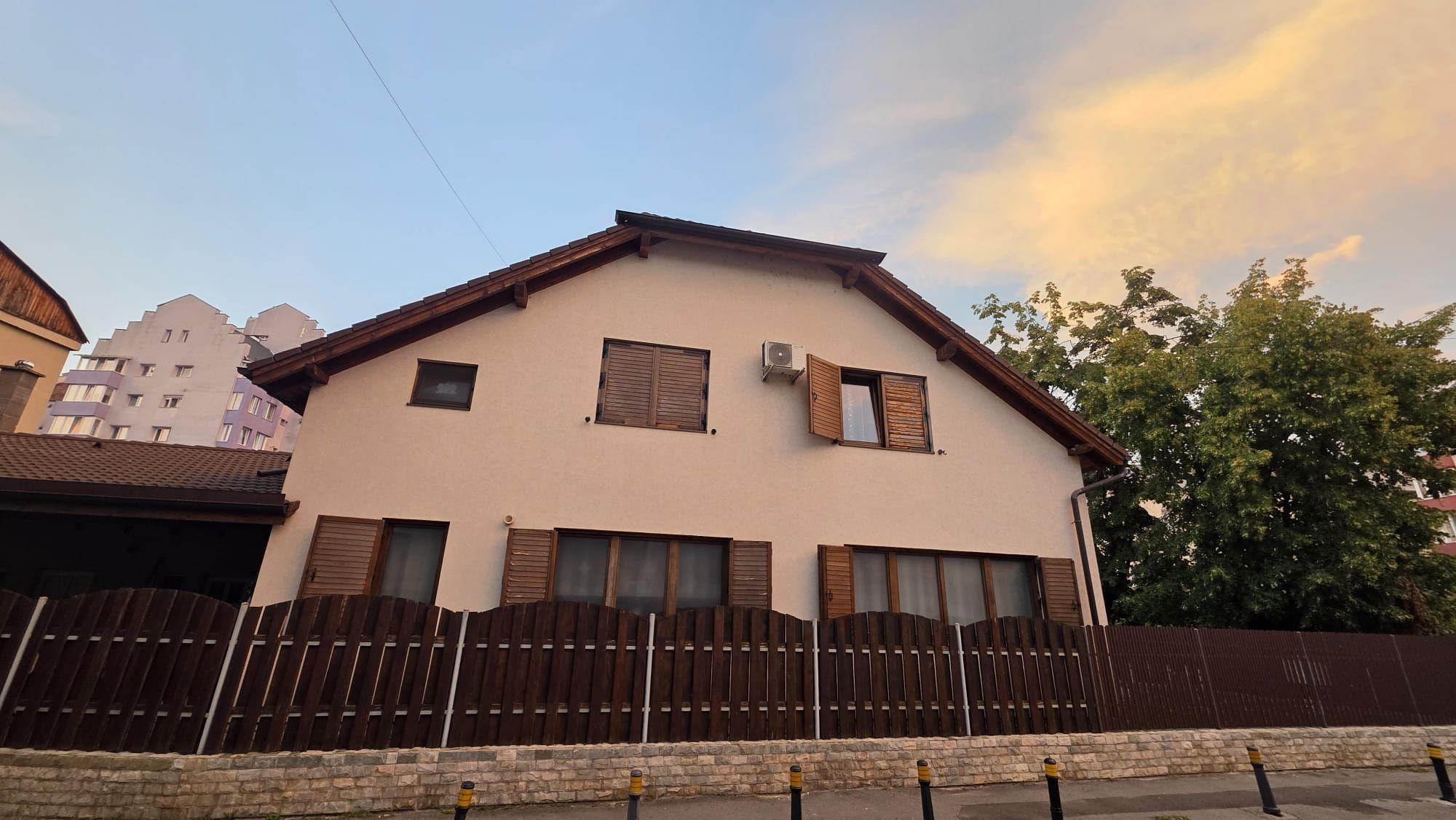 Casa individuala,situata in zona strada Crinilor - 4
