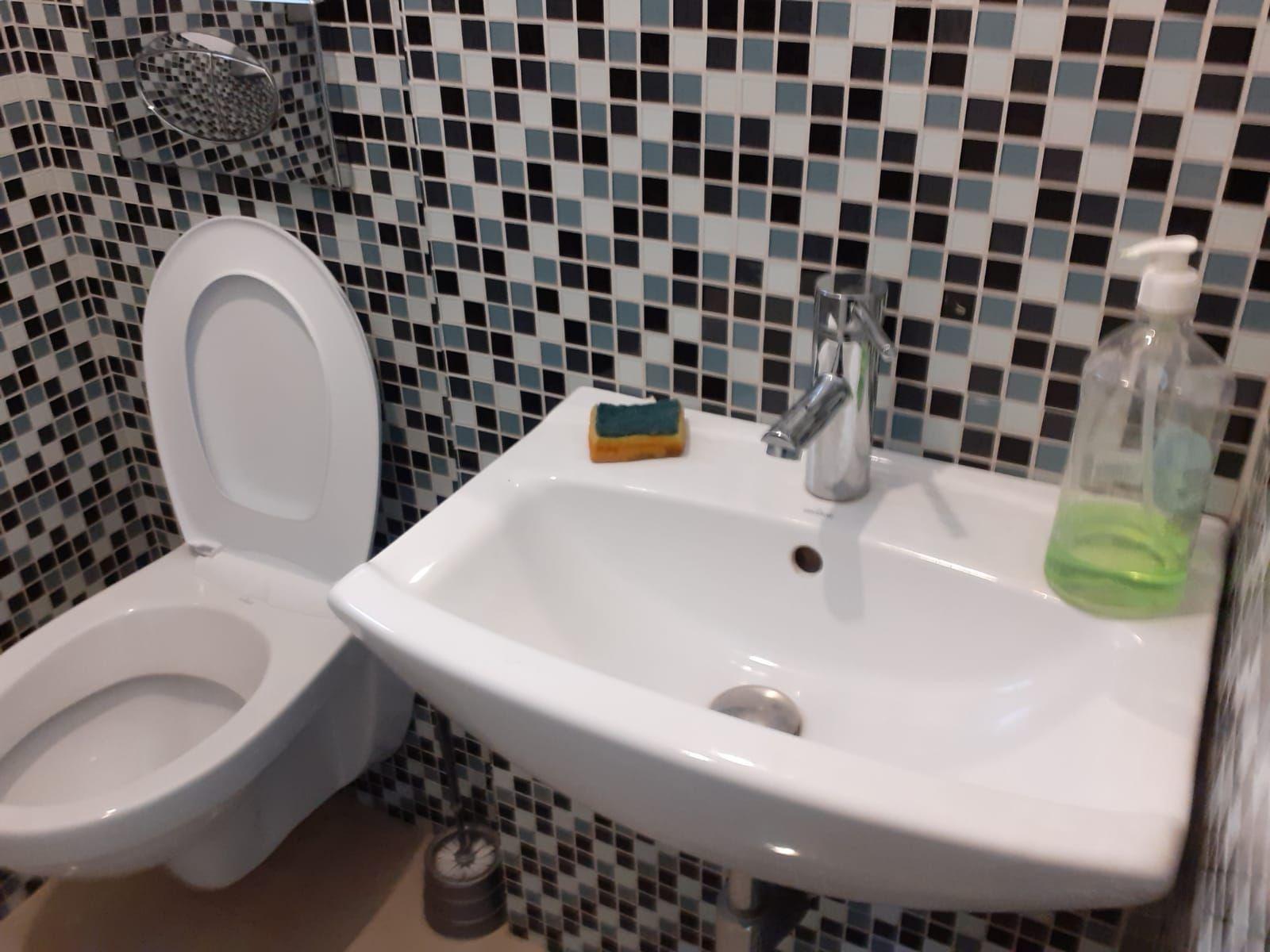 Spatiu comercial , zona Spitalul Judetean - 4