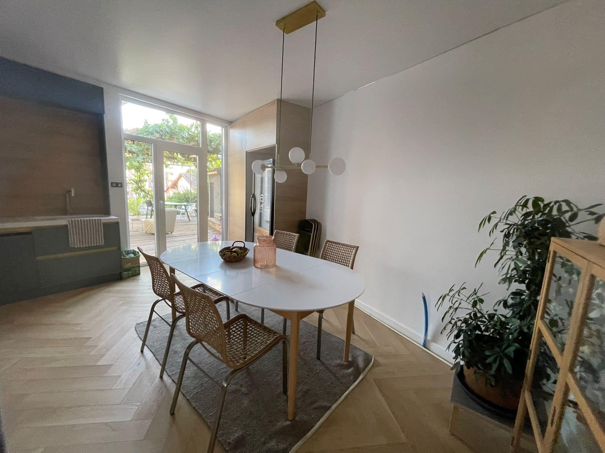Casă parter, luminoasă, – vizavi de Spitalul Județean-369.000 EURO neg - 9