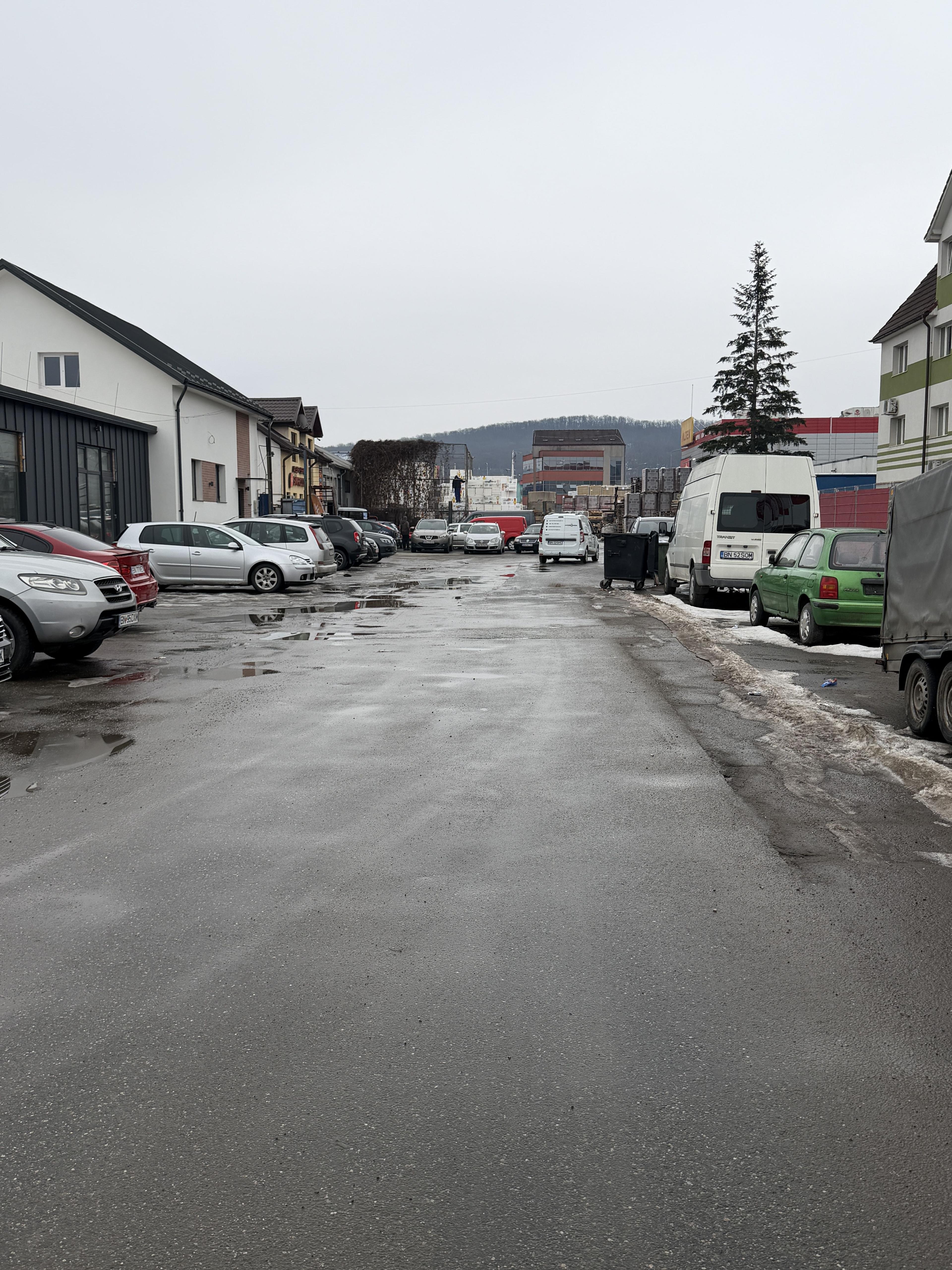 Hala , zona Selgros , Bistrita ! - 1