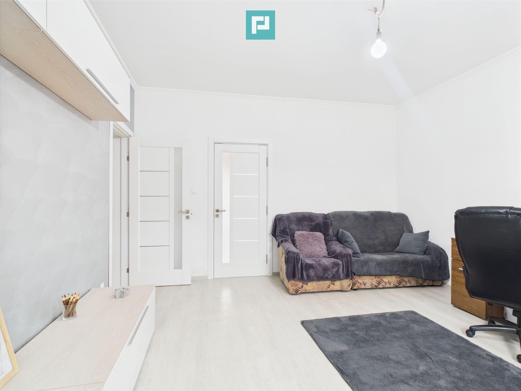 Casă Individuală cu spațiu comercial - Variaș - 7