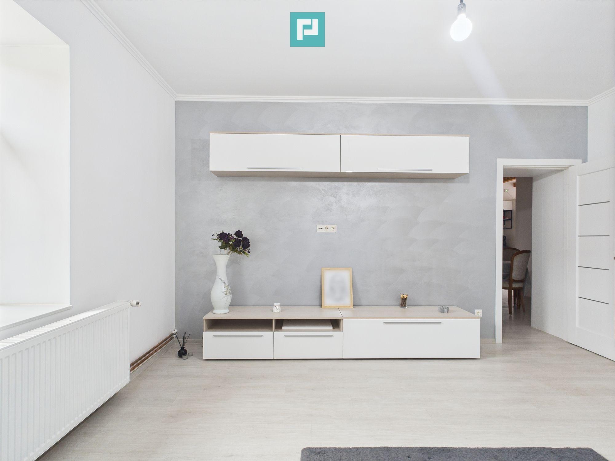 Casă Individuală cu spațiu comercial - Variaș - 13