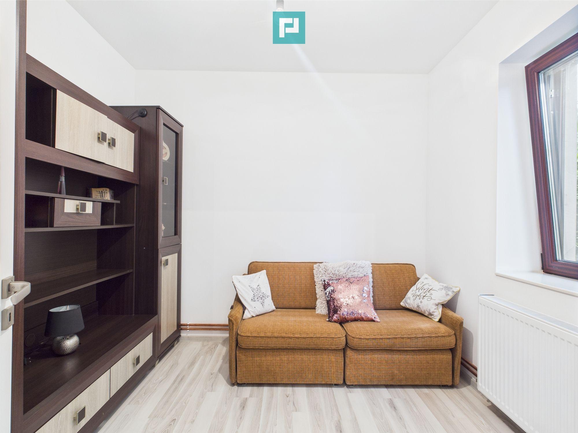 Casă Individuală cu spațiu comercial - Variaș - 19