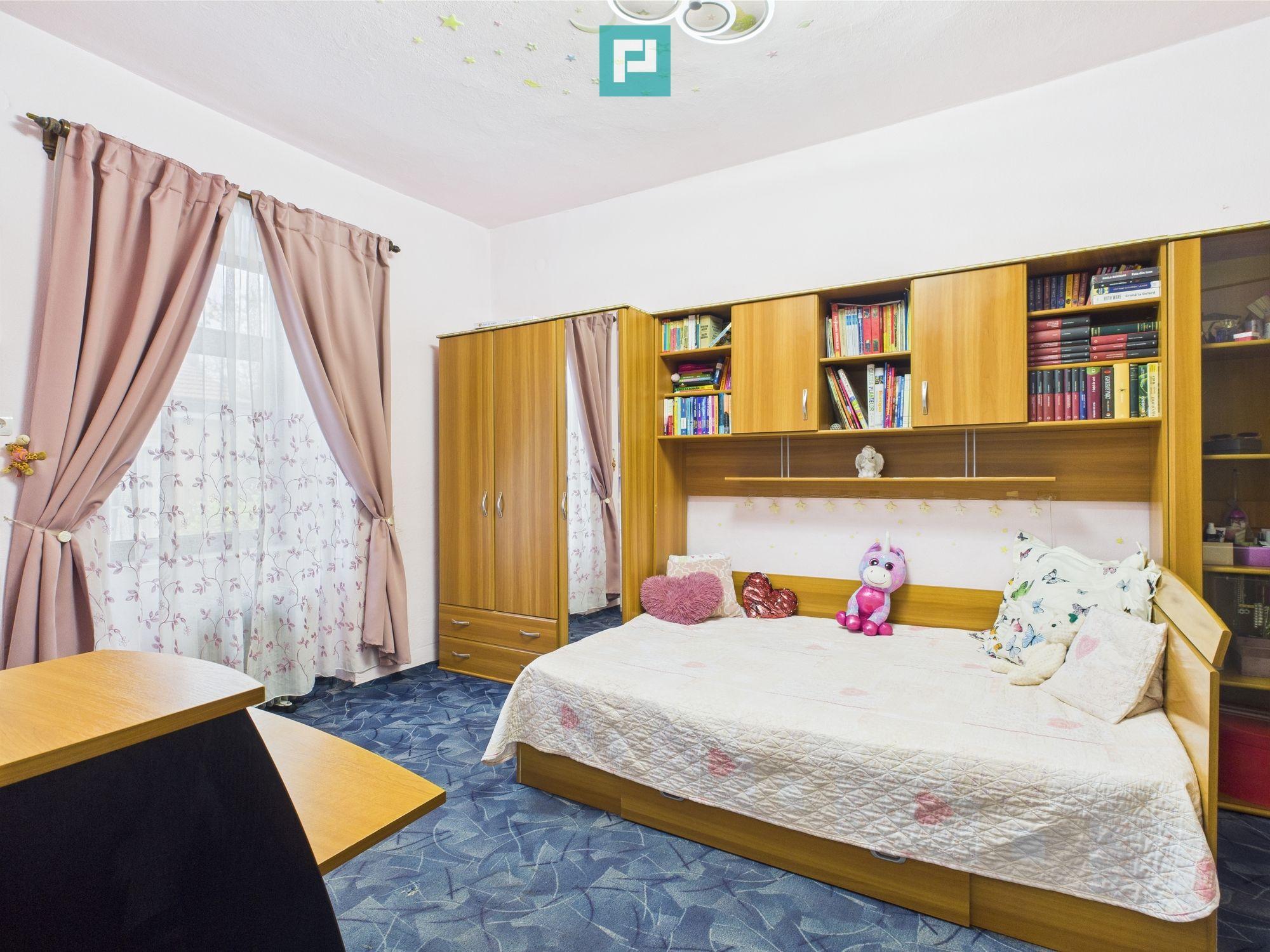 Casă Individuală cu spațiu comercial - Variaș - 31