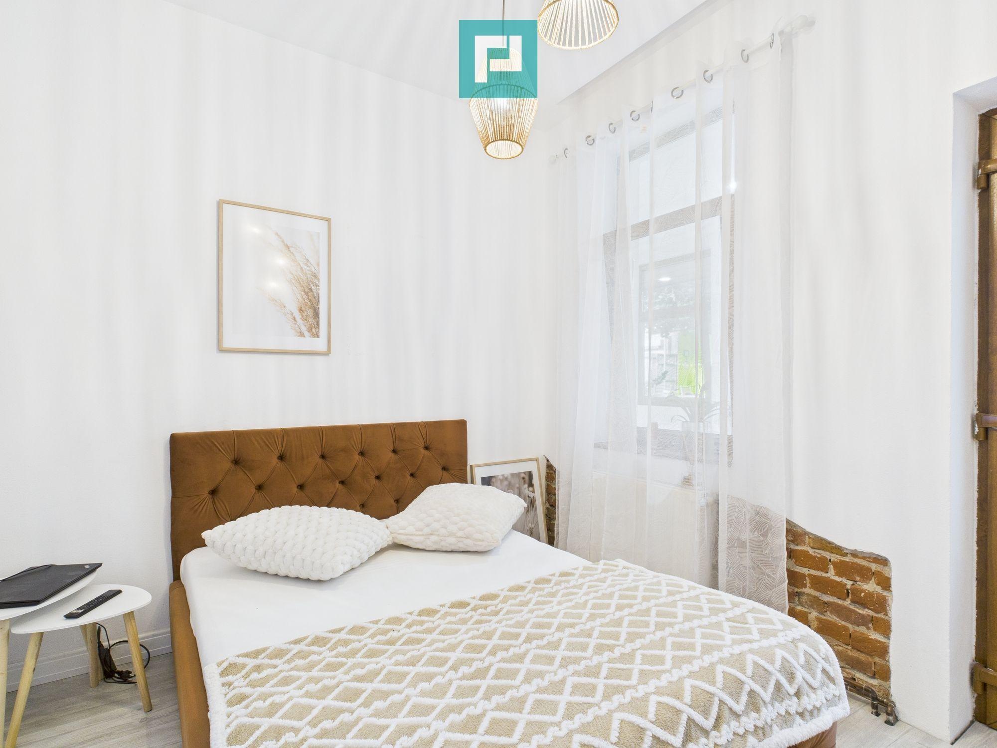 Apartament 3 camere la curte - Odobescu - 1