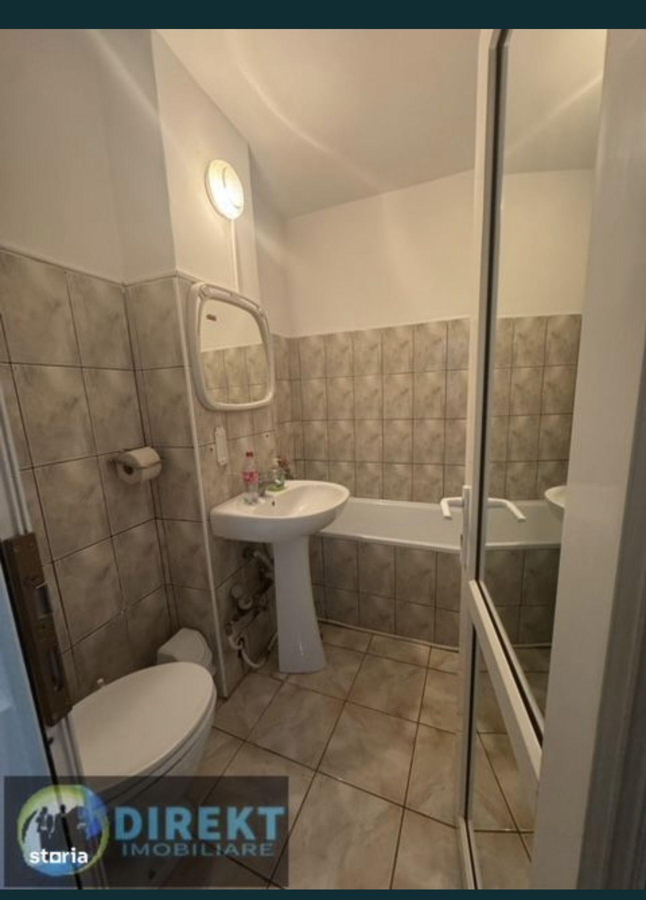 Spatiu comercial , zona Piata Decebal - 3