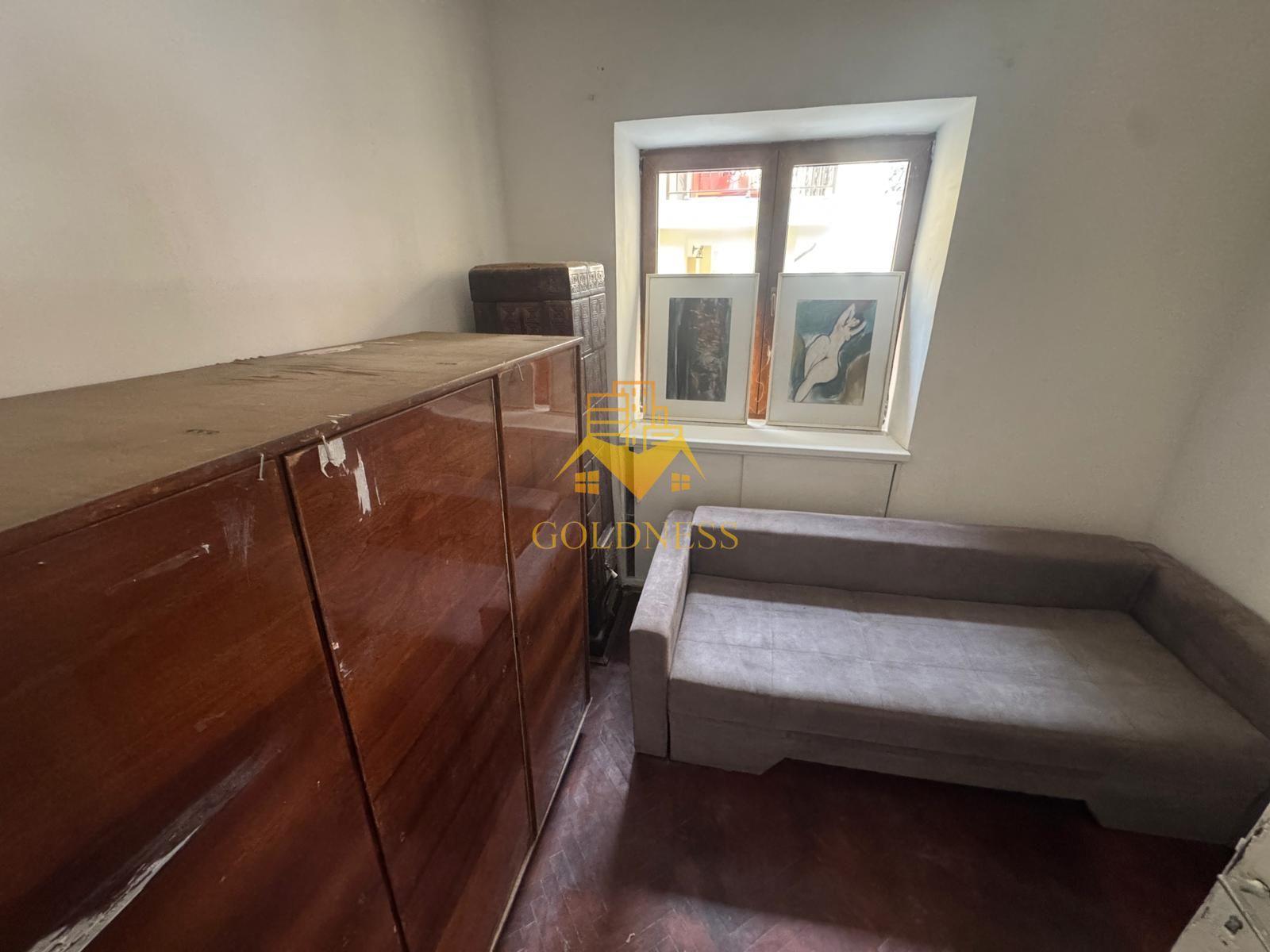 Casa, Spatiu Birouri, Curte 250mp, Parcari, Ultracentral, Bratianu - 3