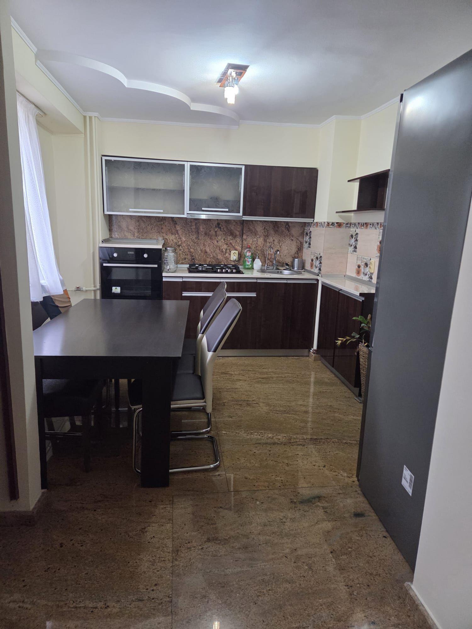 Apartament 2 camere decomandat-zona Spitalul Judetean-125.500 euro neg - 7