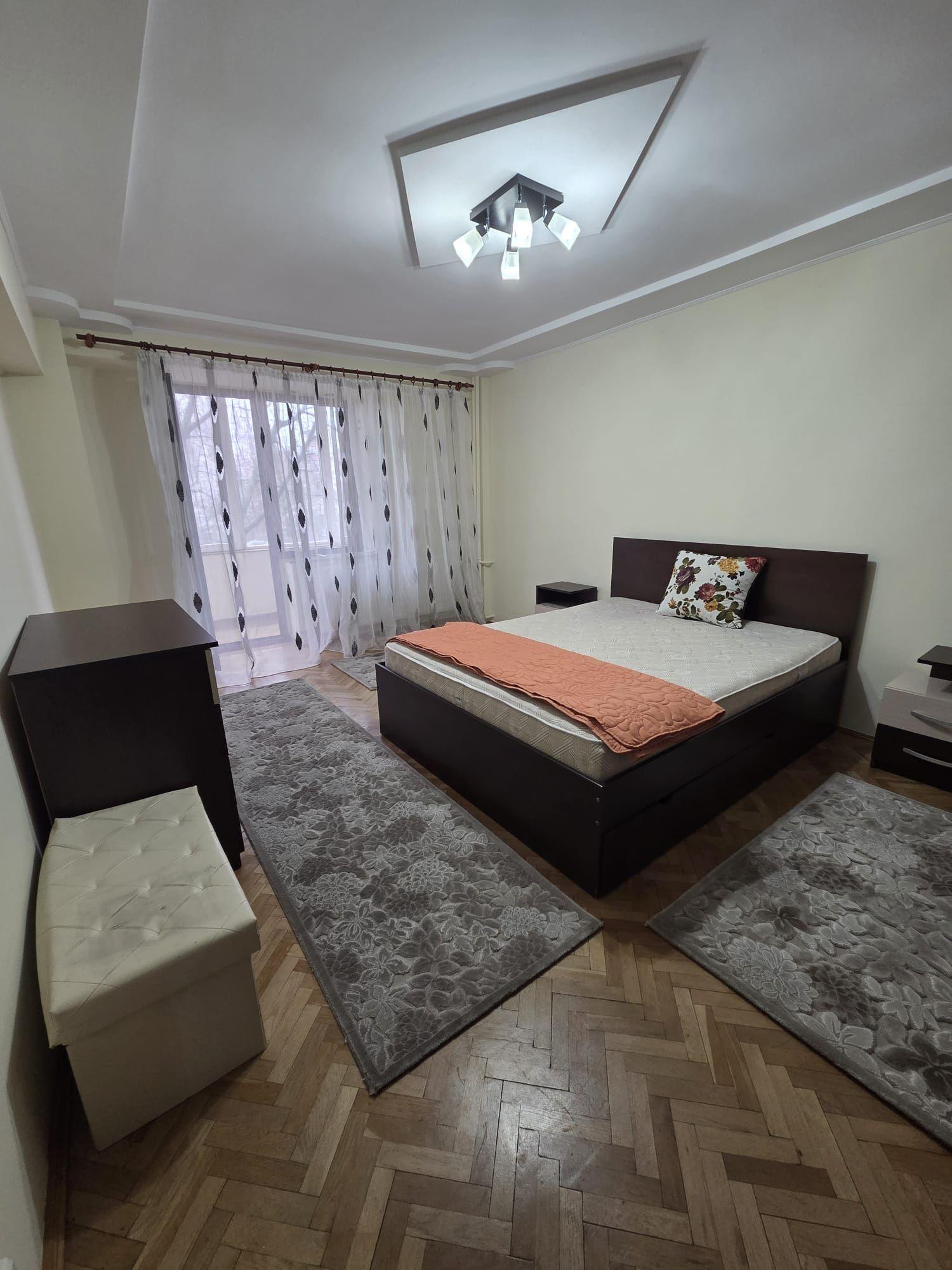 Apartament 2 camere decomandat-zona Spitalul Judetean-125.500 euro neg - 3