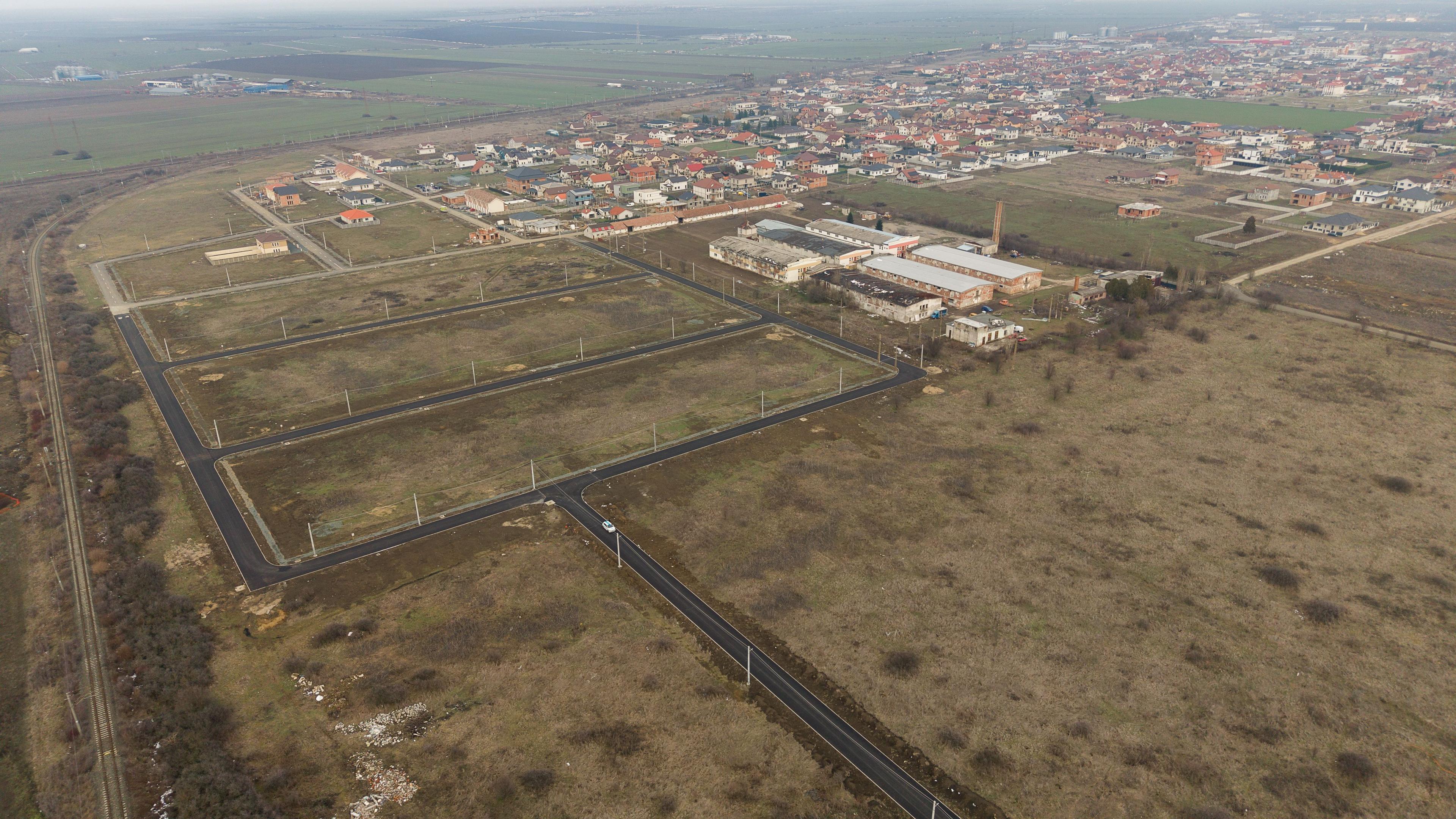 Teren intravilan de 606 mp în Vladimirescu - 5