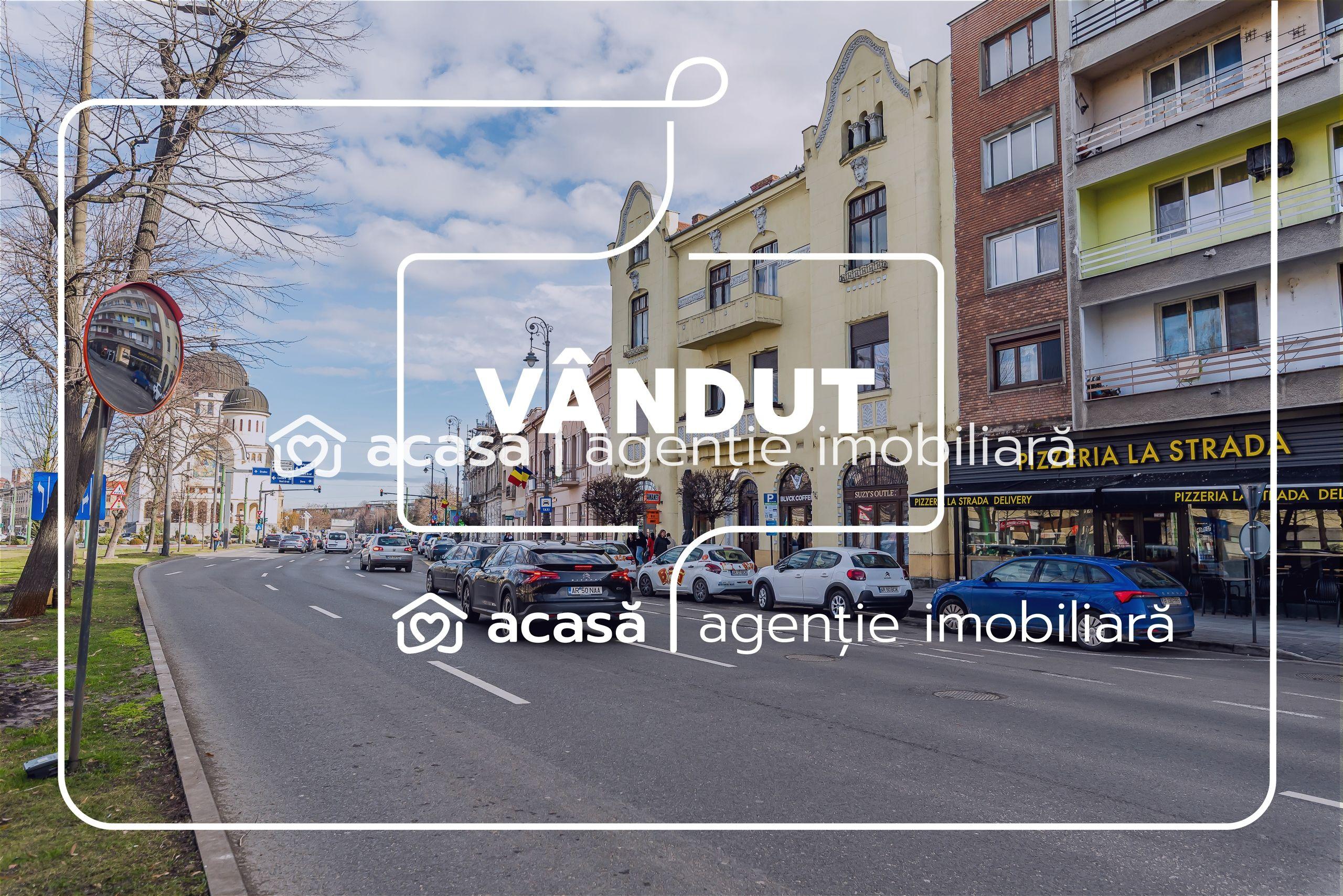 VANDUT! 2 apartamente unificate, B-dul Revoluției, Arad. Etajul 1 - 1